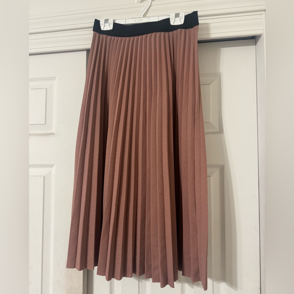 Yal NY Salmon Pink Pleated Midi Skirt